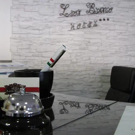 Leon Bianco Adria