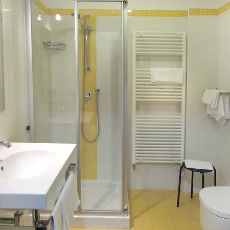 Leon Bianco 3* אדריה