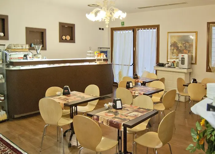 Hotel Leon Bianco Adria